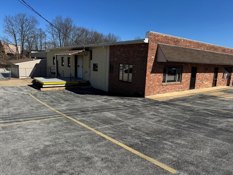 More Photos Of 179 Pennsylvania Ave, Malvern Warehouse For Lease