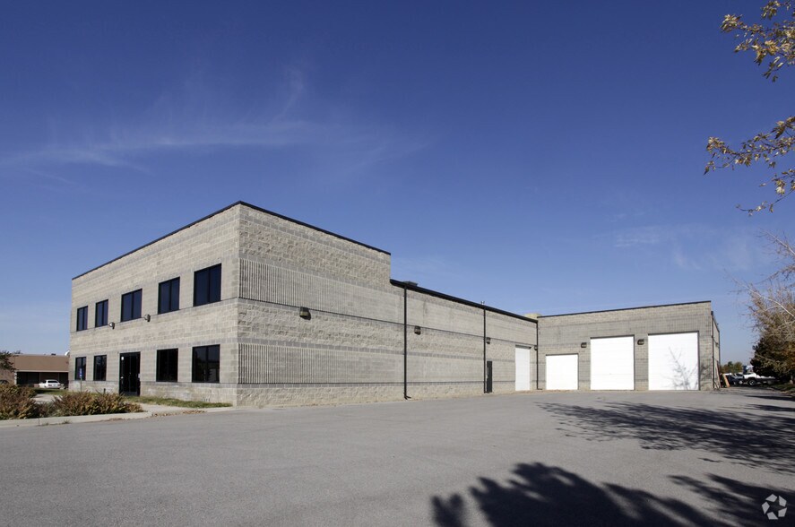 More Photos Of 2261 S 1560 W, Woods Cross Manufacturing For Sale