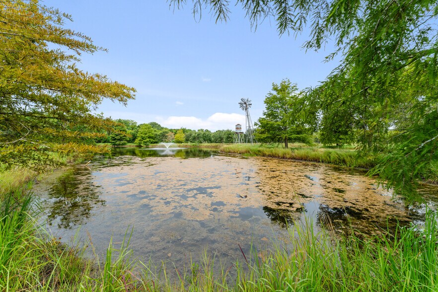 More Photos Of 23111 FM 1462 Rd, Damon Land For Sale