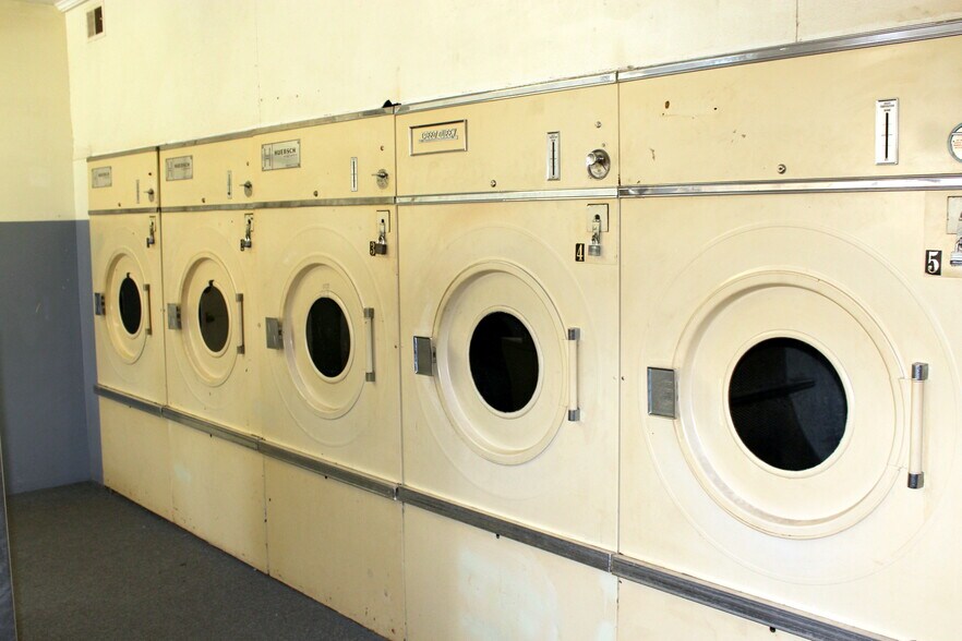 More Photos Of 302 E Third St, Lowry City Freestanding For Sale