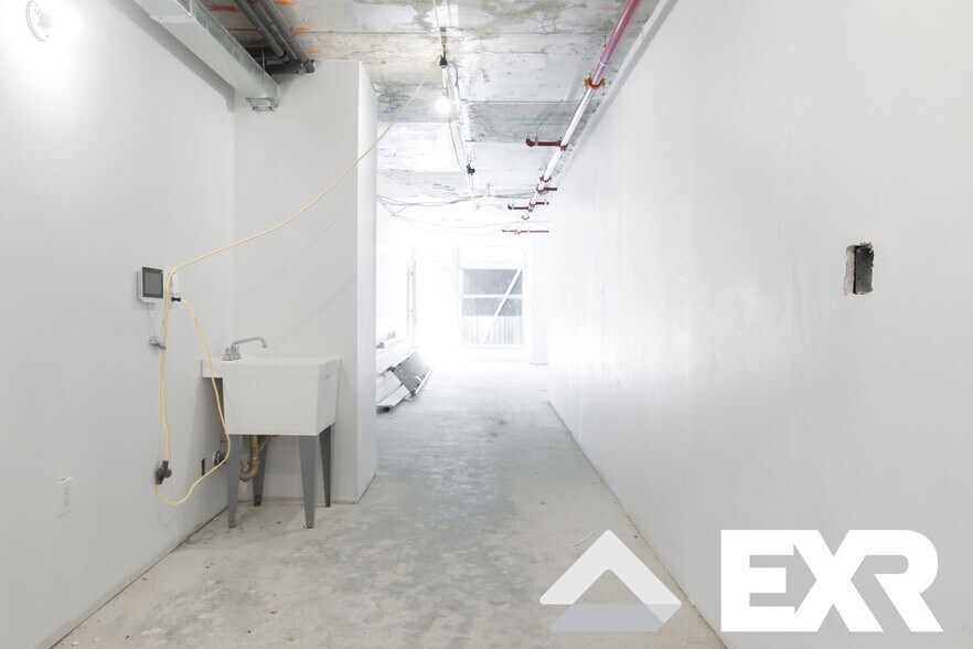 More Photos Of 11 Weirfield St, Brooklyn Apartments For Lease