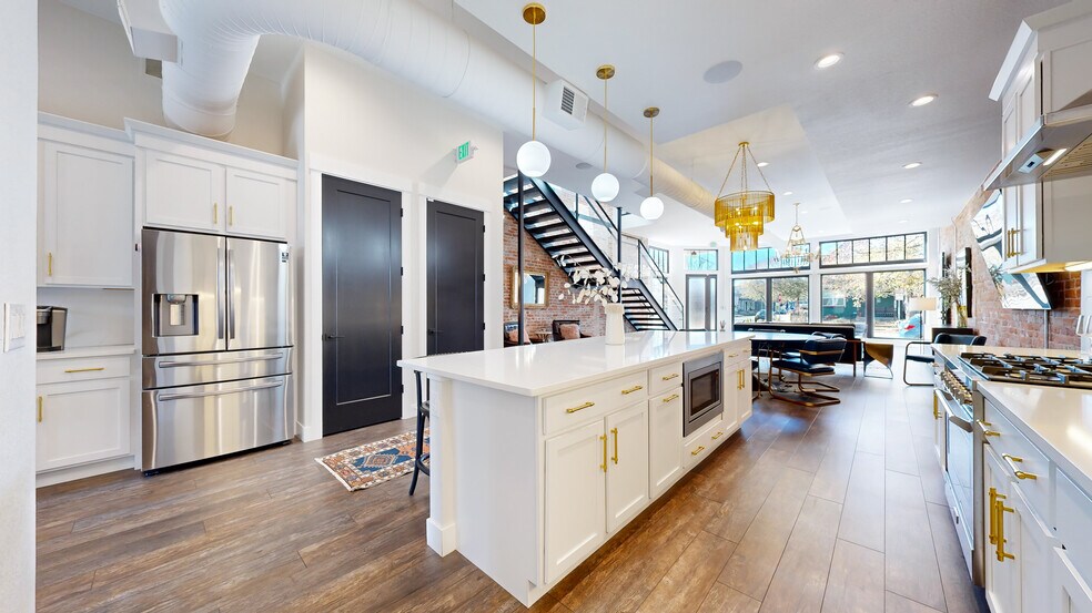 More Photos Of 3700 N Franklin St, Denver Office For Sale