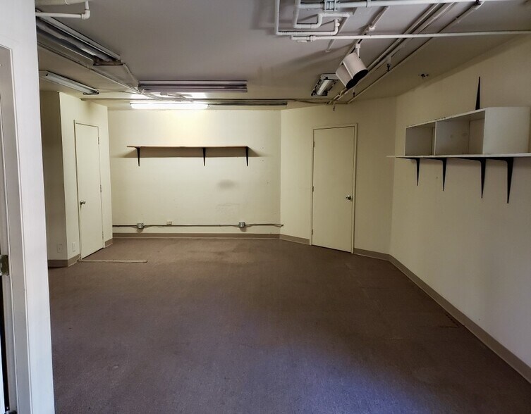 More Photos Of 3773 Overland Ave, Los Angeles Storefront Retail Office For Lease