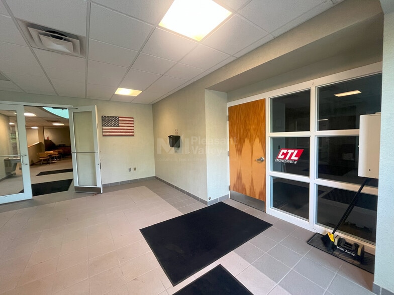More Photos Of 450 Grant St, Akron Office For Lease