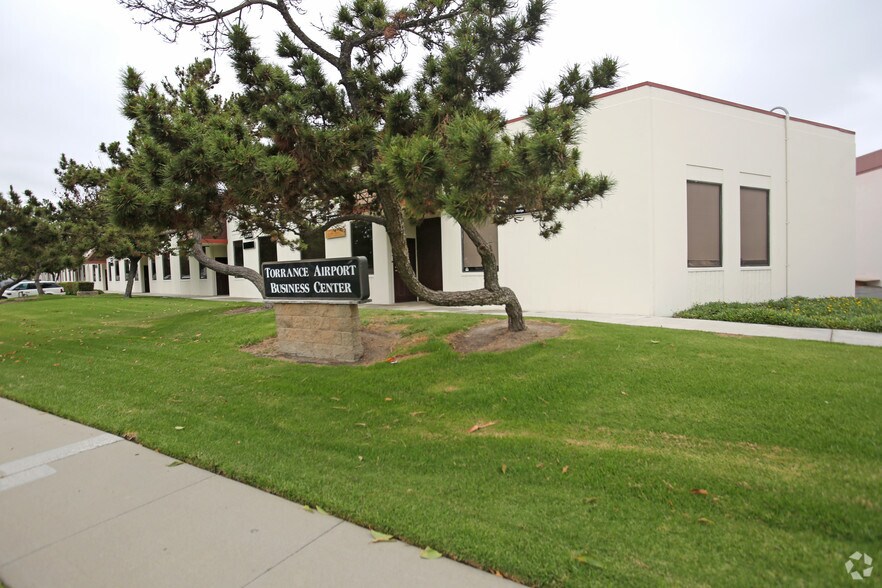 More Photos Of 23701-23779 Madison St, Torrance Warehouse For Lease