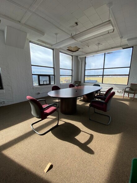 More Photos Of 7600 State Rd, Philadelphia Warehouse For Lease