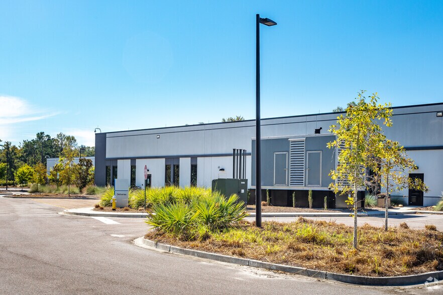 More Photos Of 3450 Ingleside Blvd, North Charleston Office For Lease