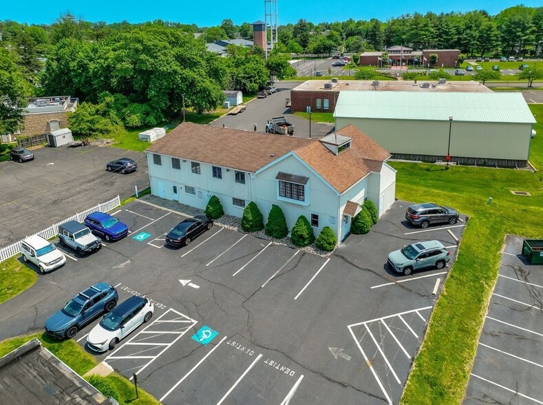 More Photos Of 981 Second Street Pike, Richboro Office For Lease