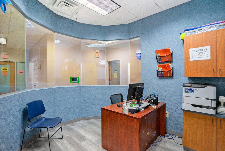 More Photos Of 2901 Dutton Mill Rd, Aston Township Medical For Sale