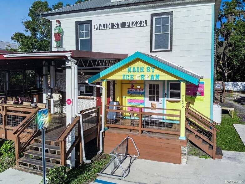 More Photos Of 125 N Main St, Hastings Restaurant For Sale