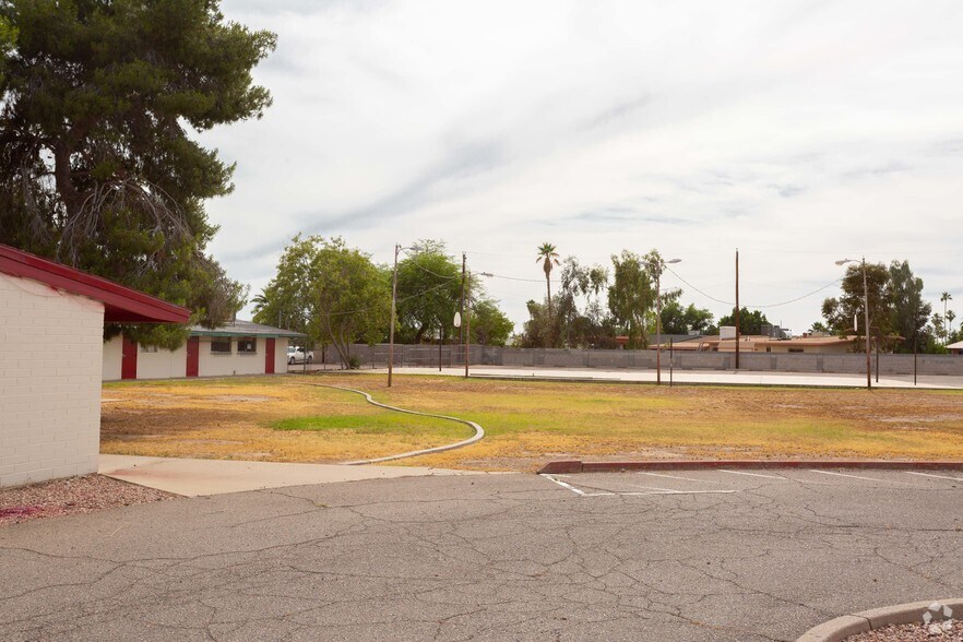 More Photos Of 13002 N 33rd Ave, Phoenix Religious Facility For Sale
