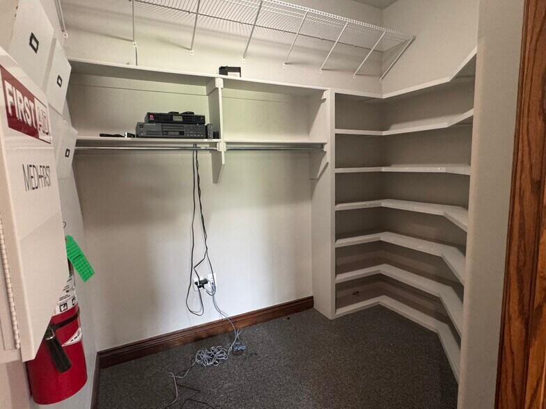 More Photos Of 9212 N Kelley Ave, Oklahoma City Office For Lease