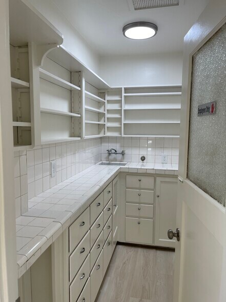 More Photos Of 652-670 E Santa Clara St, San Jose Medical For Sale