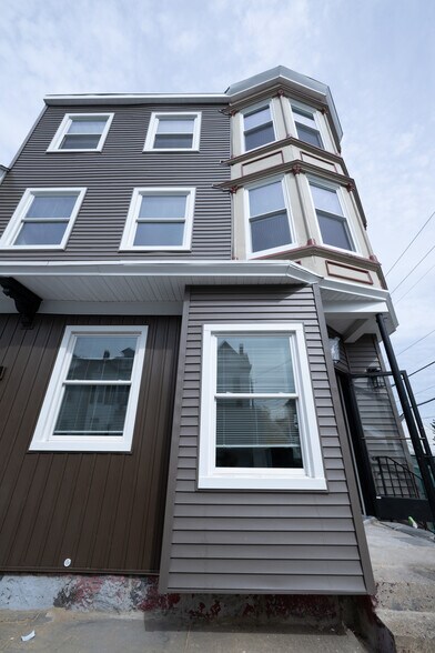 More Photos Of 1101 Lehigh St, Easton Apartments For Sale