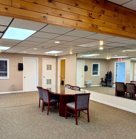 More Photos Of 1135 Charles St, North Providence Office For Sale