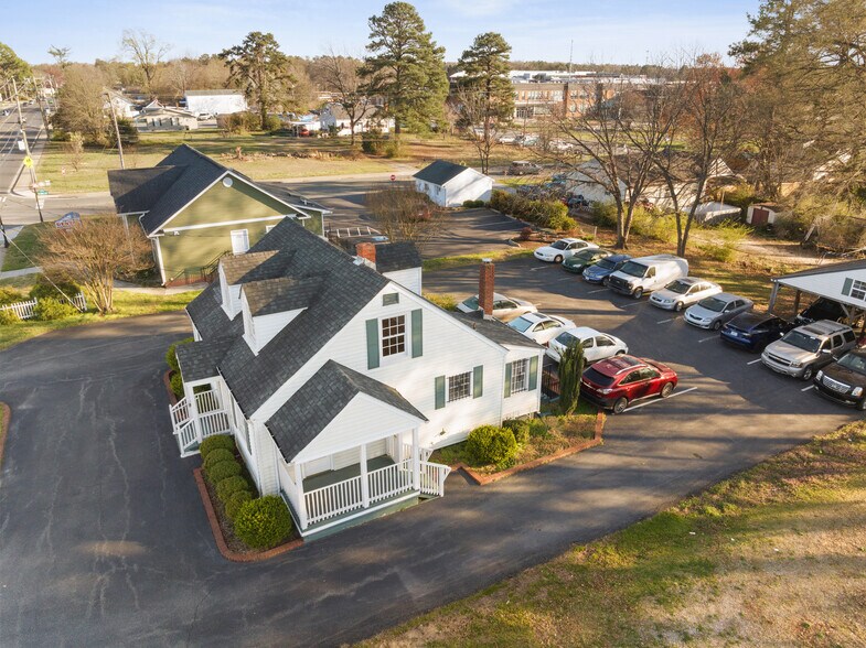 More Photos Of 605 E Nine Mile Rd, Highland Springs Office Residential For Sale