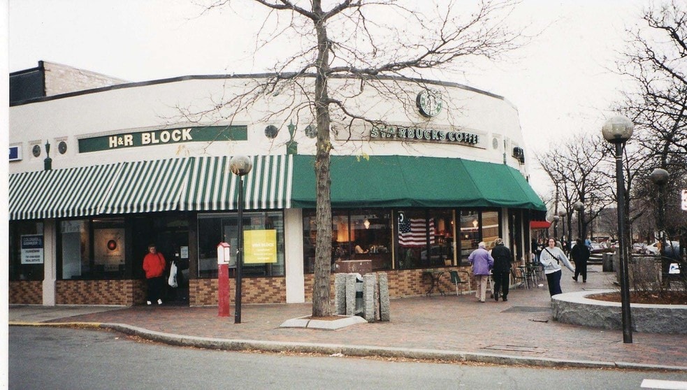 More Photos Of 325 Broadway, Arlington Freestanding For Lease