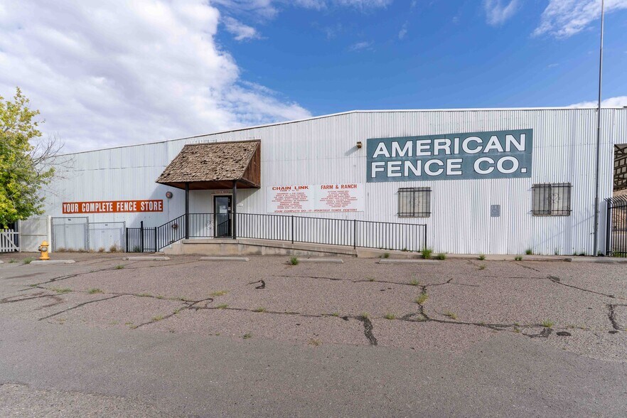 More Photos Of 7212 E Main St, Farmington Warehouse For Sale