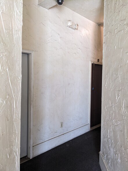 More Photos Of 576 E 152nd St, Cleveland Apartments For Sale