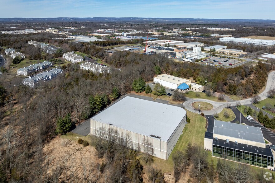 More Photos Of 18 Culnen Dr, Branchburg Warehouse For Lease