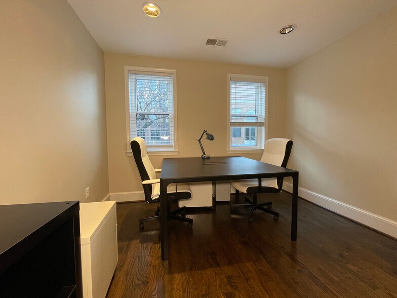 More Photos Of 123 N Henry St, Alexandria Office For Lease