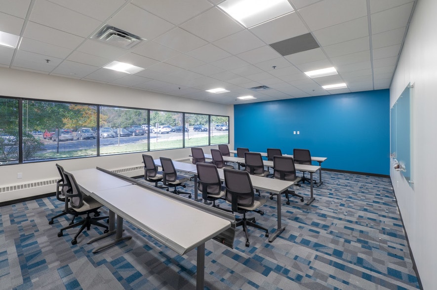 More Photos Of 1 Waterview Dr, Shelton Light Distribution For Lease