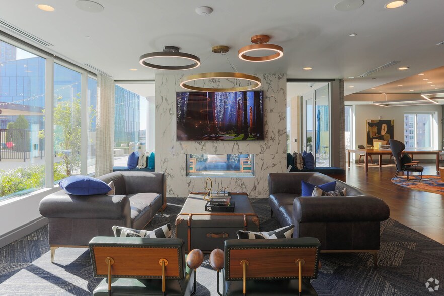 More Photos Of 880 W Peachtree St NW, Atlanta Apartments For Lease