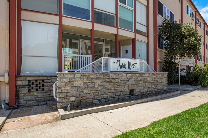 More Photos Of 1441 S Beverly Glen Blvd, Los Angeles Apartments For Sale