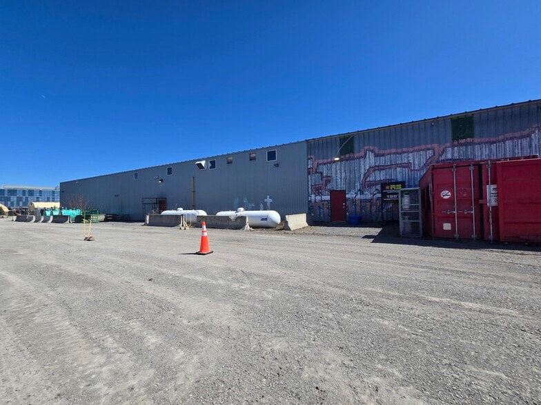 More Photos Of 1987 Robertson Rd, Ottawa Industrial For Lease