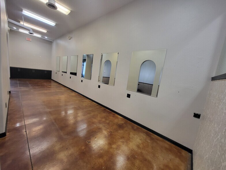 More Photos Of 669 Pioneer Rd, Rexburg General Retail For Lease