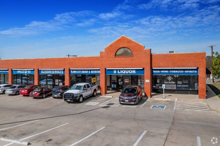 More Photos Of 5460 Babcock Rd, San Antonio Storefront Retail Office For Lease