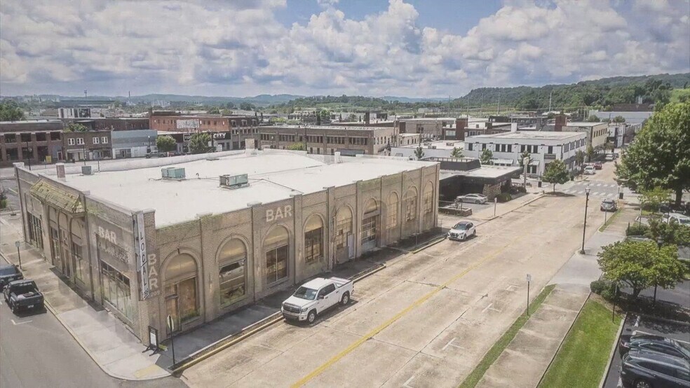 Primary Photo Of 212 E Sullivan St, Kingsport Storefront For Sale