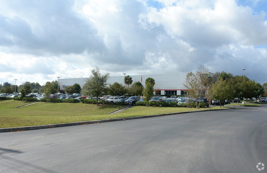 More Photos Of 1700 SW 38th Ave, Ocala Freestanding For Lease