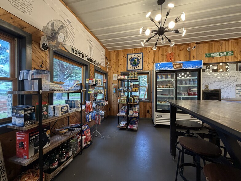 More Photos Of 3932 Point of View Ln, Phelps Hotel For Sale