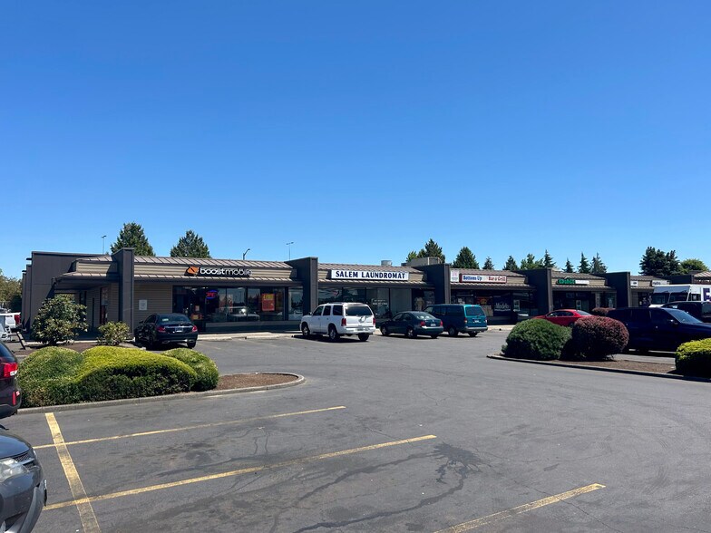 Primary Photo Of 3052-3090 Lancaster Dr NE, Salem Freestanding For Lease