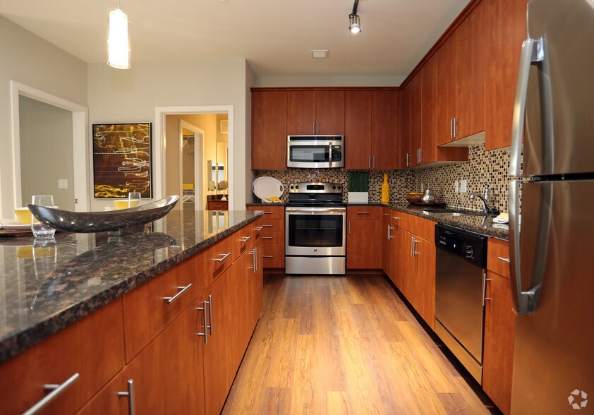 More Photos Of 101 N Wolfe St, Baltimore Apartments For Lease