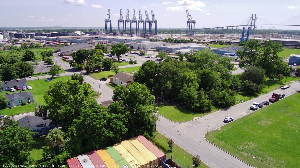 More Photos Of 1200 W Bay St, Savannah Warehouse For Lease