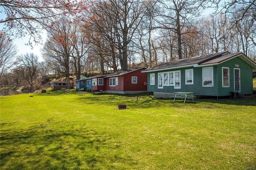 More Photos Of 2468 County Route 6, Hammond Hotel For Sale