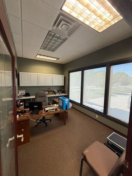 More Photos Of 3200-3264 20th St S, Fargo General Retail For Lease