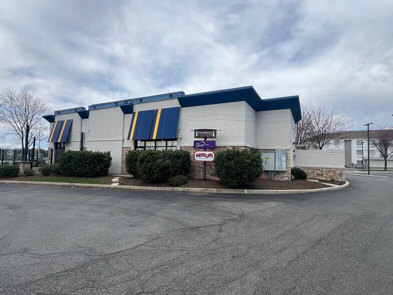 More Photos Of 327 Star Rd, Allentown General Retail For Sale