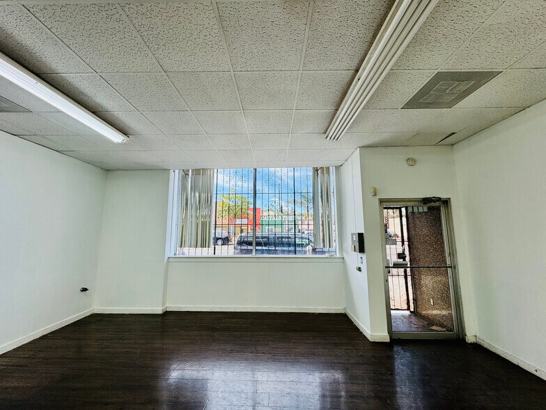 More Photos Of 4300 Crenshaw Blvd, Los Angeles Storefront Retail Office For Lease