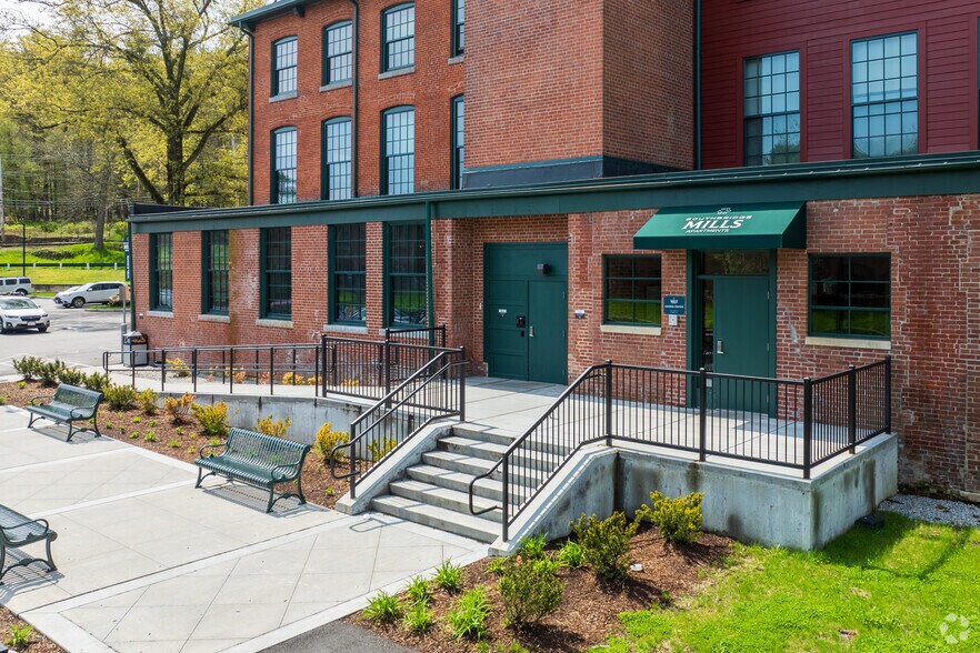 More Photos Of 5-15 Case St, Southbridge Apartments For Sale