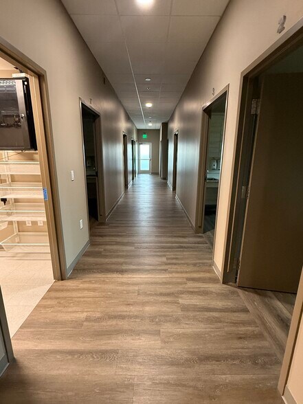 More Photos Of 5234 Little Rd, New Port Richey Medical For Lease