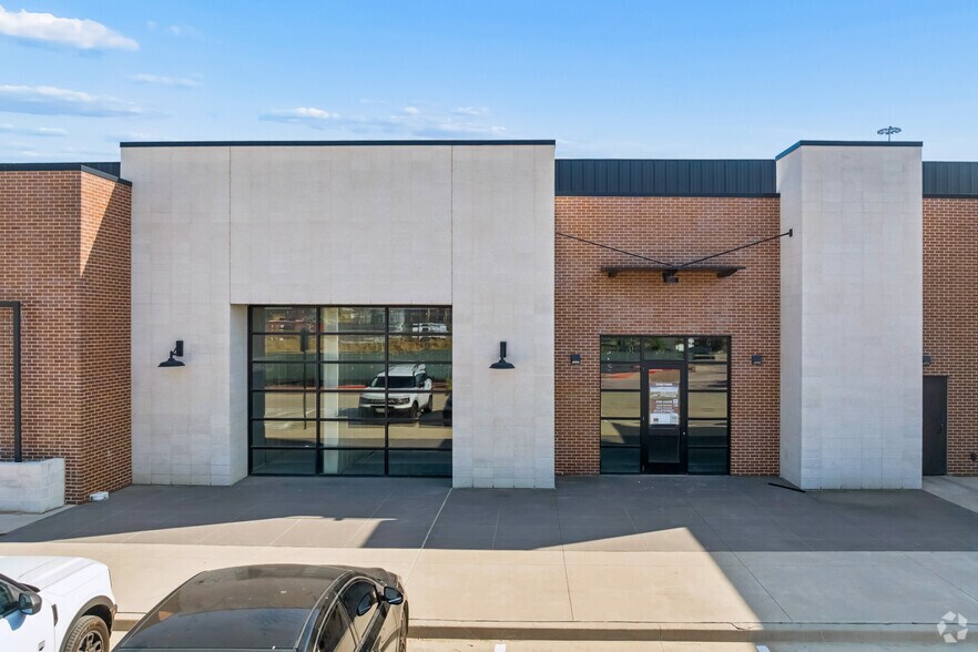 More Photos Of 5981 High Point Dr, Irving Unknown For Lease