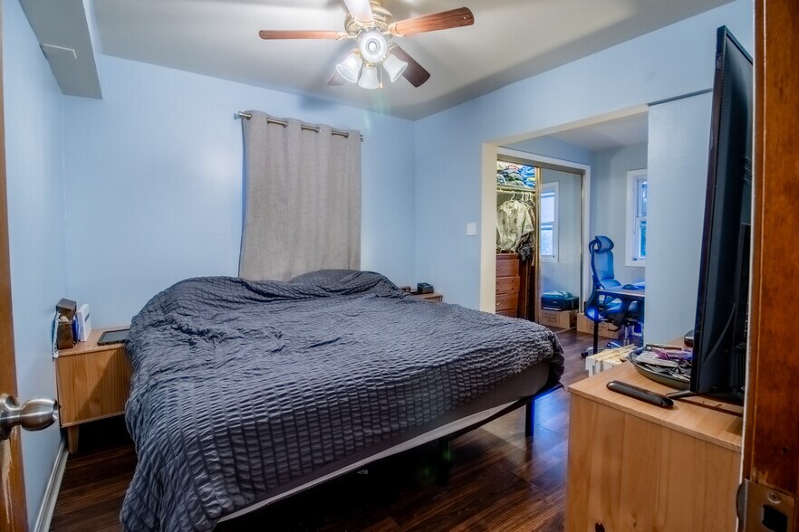 More Photos Of 40523 N Il Route 83, Antioch Apartments For Sale