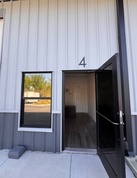 Primary Photo Of 877 NE 27th Ln, Cape Coral Distribution For Lease