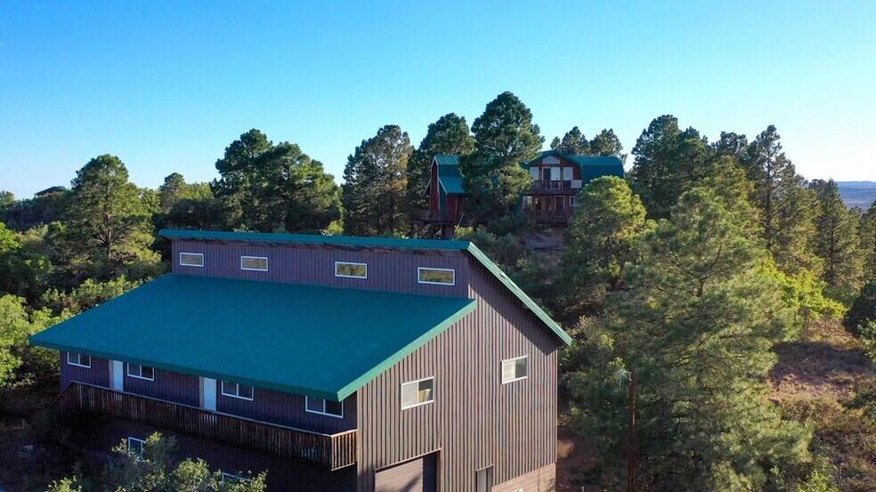 More Photos Of 2498 Silverado Ridge, Duck Creek Village Specialty For Sale