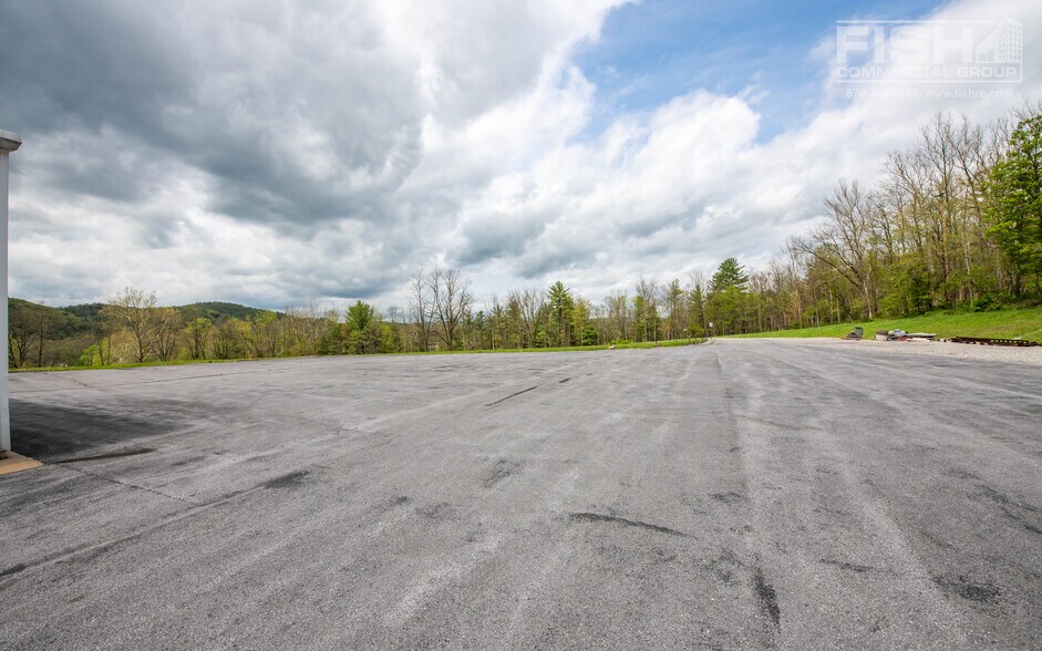 More Photos Of 3010-3024 Lycoming Creek Rd, Williamsport Warehouse For Lease