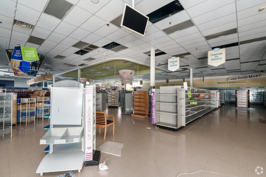 More Photos Of 2722 W 9th St, Chester Drugstore For Sale
