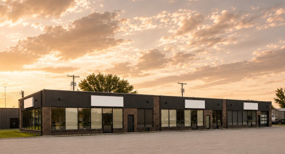 Primary Photo Of 976 Dugald Rd, Winnipeg Flex For Lease